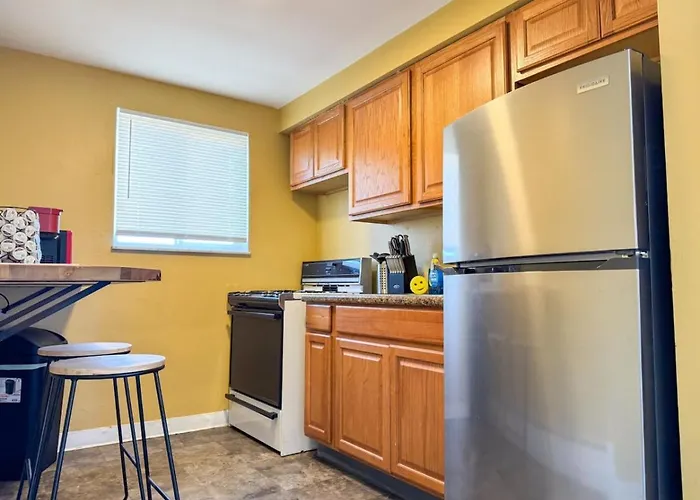 4 With 4 Bedrooms And Parking Wifi