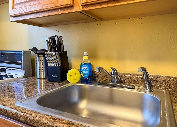 4 With 4 Bedrooms And Parking Wifi Apartment