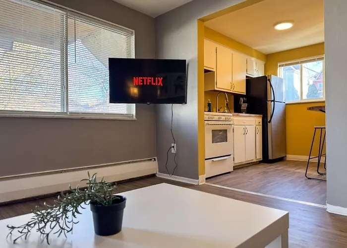 4 With 4 Bedrooms And Parking Wifi *